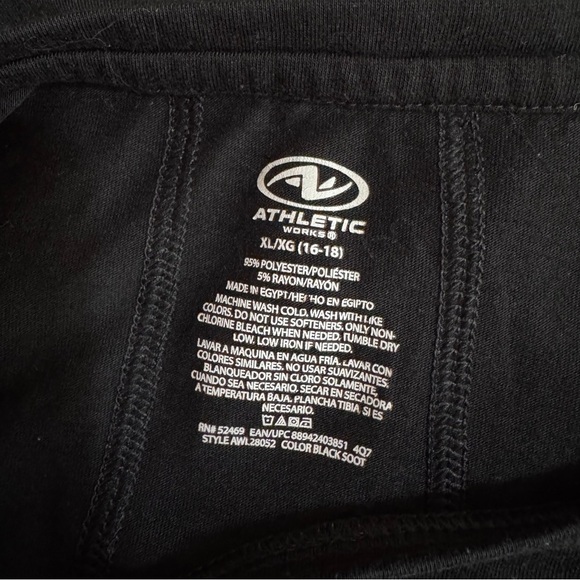 Athletic Works Black Sporty Muscle Tank - Picture 5 of 5